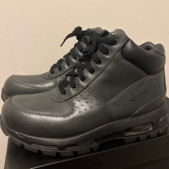 2011 Men's Nike Air Max Goadome ACG dark forest green/ black Boots Size 9 RARE - Picture 1 of 10